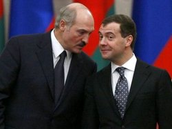 Медведев может объявить Лукашенко бойкот на саммите ОДКБ