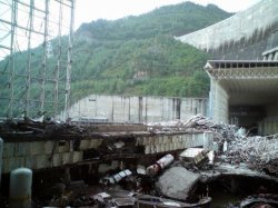 Год назад катастрофа на Саяно-Шушенской ГЭС унесла жизни 75 человек