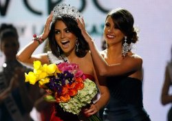 На конкурсе «Мисс Вселенная – 2010» в Лас-Вегасе победила 22-летняя Химена Наваррете из Мексики