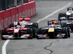 FIA будет проверять на гибкость днища болидов Формулы-1