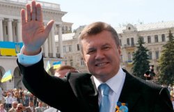 Янукович поздравил земляков с днем Донецка