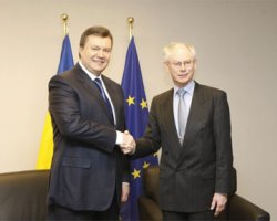 ЕС просит Януковича продолжить традицию честных выборов