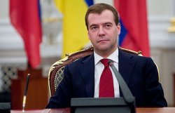 Медведев написал в Twitter о приеме в Украине