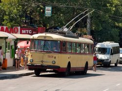 Крымские троллейбусы за дряхлость попали в Книгу Гиннеса