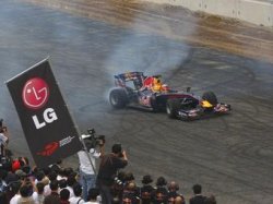 На трассе Формулы-1 в Южной Корее началась укладка асфальта