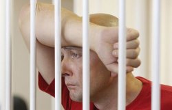 Суд оставил Диденко в тюрьме еще на месяц