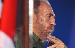 Кастро призвал мир отказаться от всех видов оружия