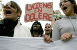 Новые протесты во Франции пройдут 28 октября и 6 ноября