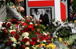 Поляки требуют международного расследования катастрофы Ту-154