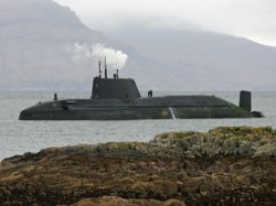 Самую современную подводную лодку Британии сняли с мели