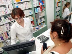 Врач Комаровский заявляет, что 50% лекарств в аптеках являются неэффективными