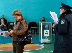 Милиция в день выборов приняла 93 сообщения о происшествиях, связанных с избирательным процессом