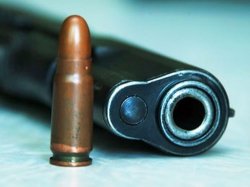 В Кении полицейский не смог отыскать свою подругу в баре и застрелил 10 человек