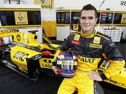 На молодежных тестах за Renault F1 выступят Алешин и Д