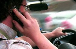 Водителей просят сбросить скорость и выключить мобильные 
