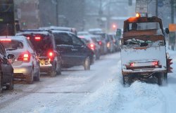 Снегопады парализовали транспортное сообщение в Европе