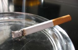 В Таджикистане ограничат употребление и продажу сигарет