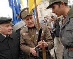 Львовский облсовет выделил миллион гривен ветеранам УПА