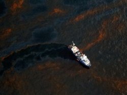 Белый дом возложил вину за аварию в Мексиканском заливе на BP