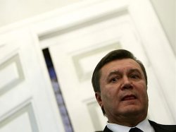 Андрухович назвал Януковича пародией на Путина