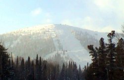В Сибири состоялись соревнования по катанию на одной лыже