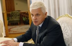 В поддержку изменений в Конституцию уже есть 310 голосов, заявил Литвин