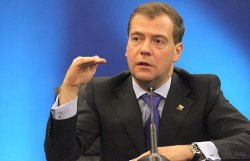 Медведев призвал Израиль заморозить строительство поселений 