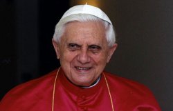 Папа Римский одобрил общение в социальных сетях
