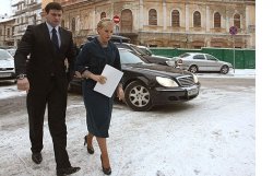 Против Тимошенко возбудили дело о закупке автомобилей