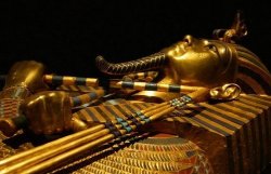 В Каире мародеры уничтожили мумии фараонов