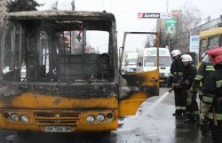 В Житомире горела маршрутка: люди выпрыгивали из окон 