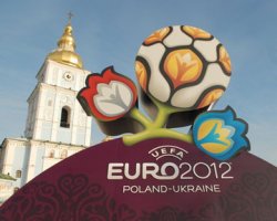 Президент пообещал Польше, что Евро-2012 в Украине будет