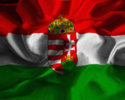 Тысячи жителей Закарпатья просят паспорта Венгрии