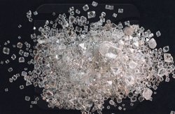 Крупнейший в мире алмазный концерн получил 638 млн долл прибыли