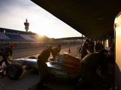 Шумахер и Масса доминировали во второй день тестов Формулы-1 в Хересе