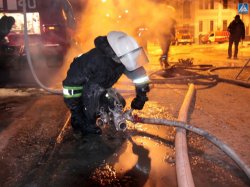 Пожар в центре Харькова: из жилого здания эвакуированы 40 человек