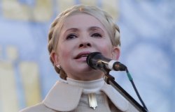 Тимошенко: власть терроризирует родственников оппозиционеров 