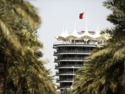 Тесты Формулы-1 в Бахрейне отменили из-за народных волнений