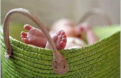 Выплата на первого ребенка повышена до 17 тыс. грн