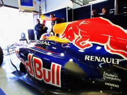Команда Формулы-1 Red Bull переименует двигатели Renault в Infiniti
