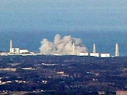 На третьем реакторе АЭС "Фукусима-1" произошёл взрыв водорода