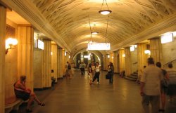 В Московском метро пассажира убило ударом зеркала