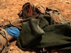 В Ливии впервые показали тела мирных жителей, погибших в результате бомбардировок войск коалиции