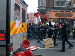 В беспорядках в Лондоне ранены 70 человек