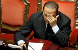 Впервые за восемь лет Берлускони пришел в суд
