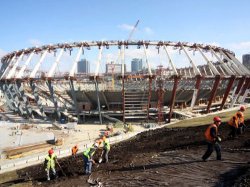 Главная арена Евро-2012 - НСК "Олимпийский" - будет открыта в октябре