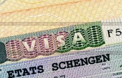 Консульства стран Шенгена усложняют процедуру выдачи виз украинцам