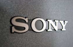 Хакер украл личные данные 77 млн. пользователей сервисов Sony 
