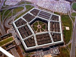 СМИ: Пентагон ответит на атаки хакеров ракетными ударами