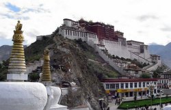 В Тибет прекратили пускать иностранных туристов 